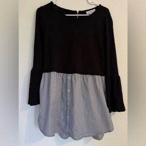 Motherhood Maternity Black & Stripe Colorblock Tunic Top | M